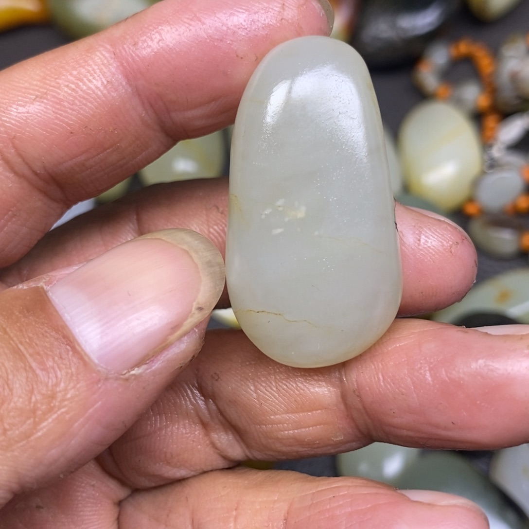 和田玉（糖玉）挂件未镶嵌