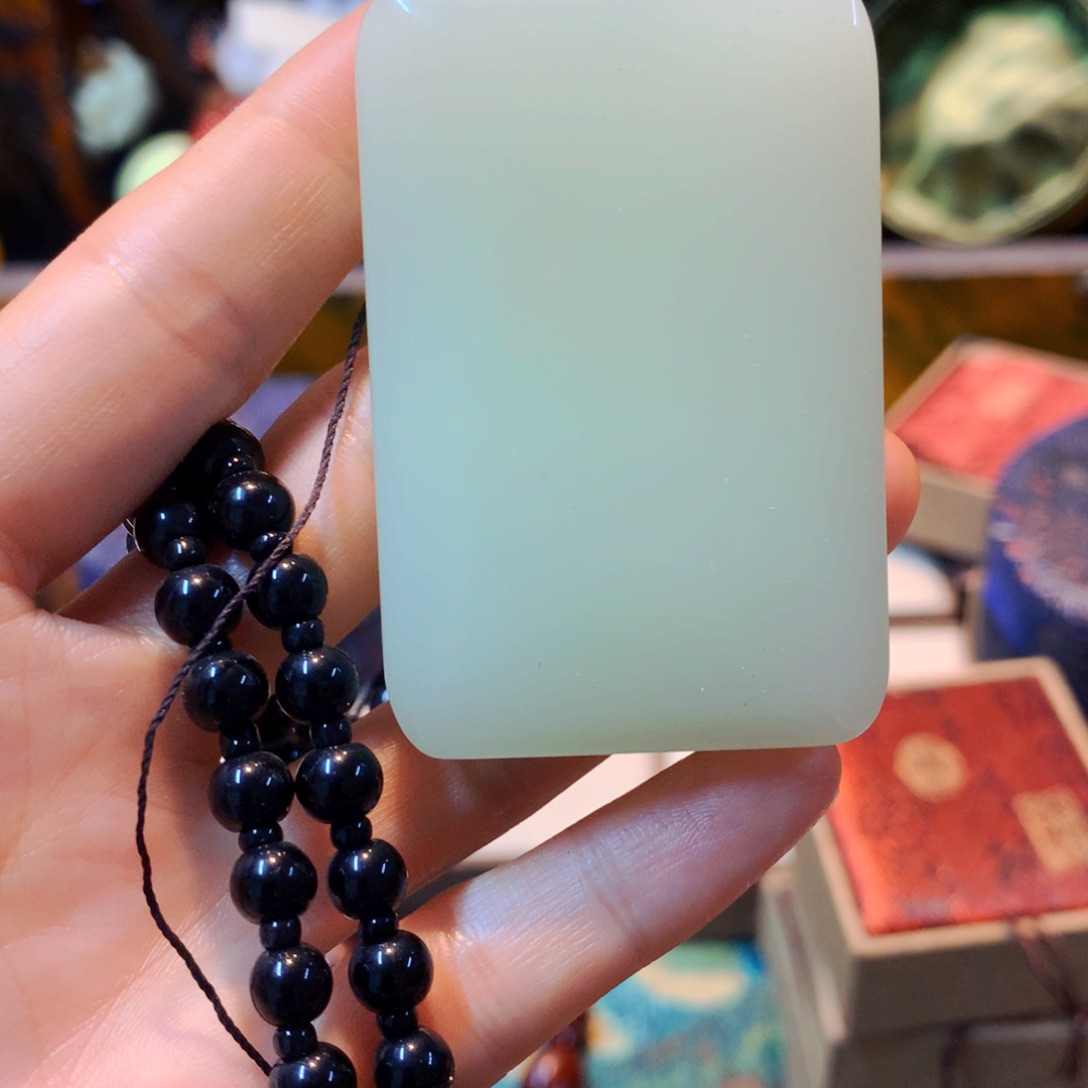 和田玉颈饰未镶嵌噢噢哦噢哦噢哦噢哦喔哦