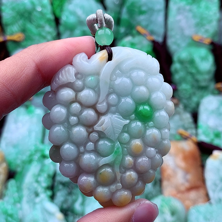 翡翠吊坠(不含链)未镶嵌