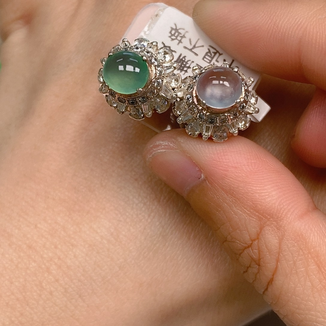 翡翠戒指未镶嵌翡翠