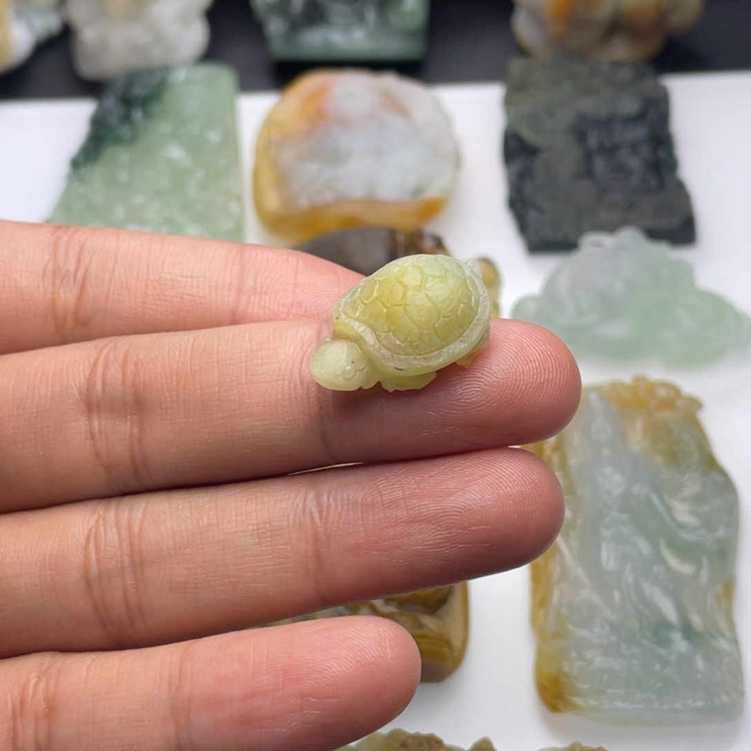 定制翡翠未镶嵌小龟