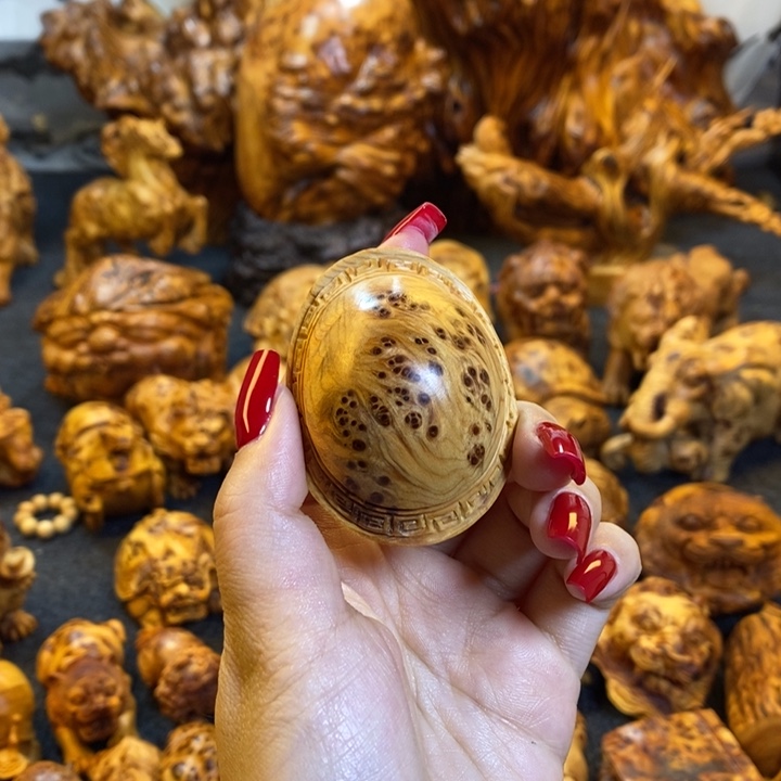 崖柏富甲天下手把件手把件