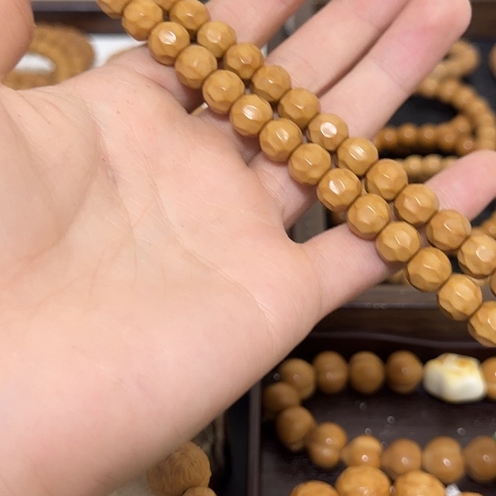 自***！猴头核桃吊坠无相