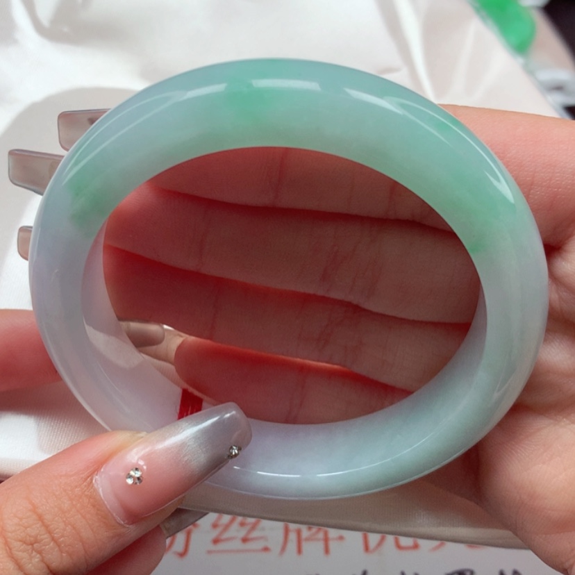 【闪购商品】翡翠手镯未镶嵌57圈