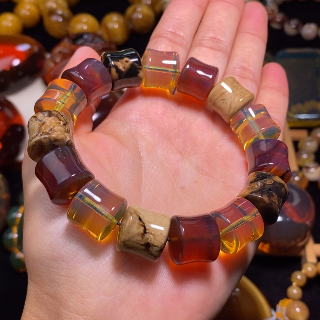 琥珀未镶嵌颈饰29克 14mm