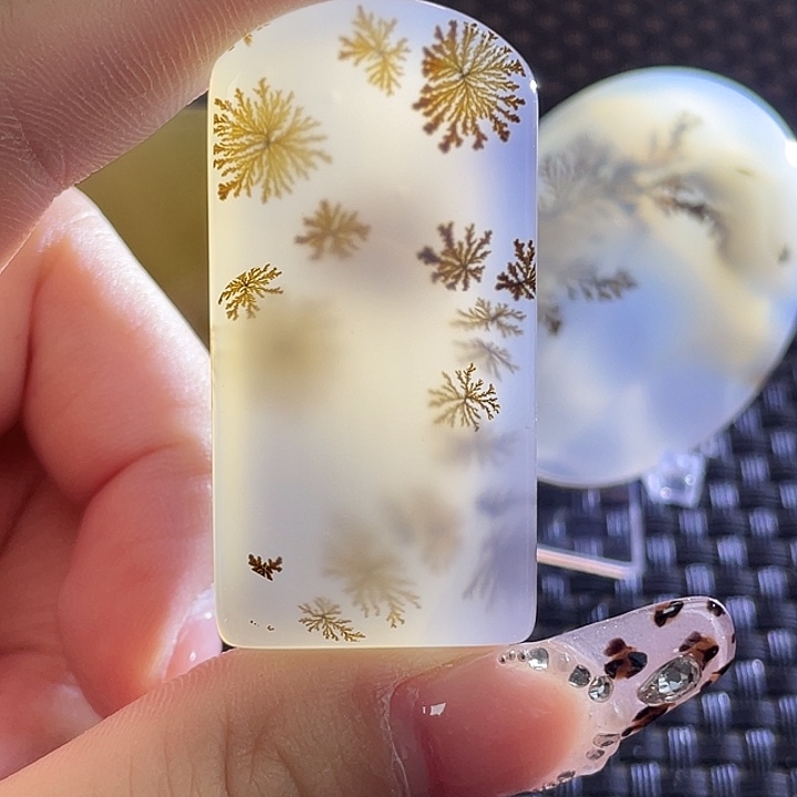 石***意玛瑙/玉髓未镶嵌颈饰