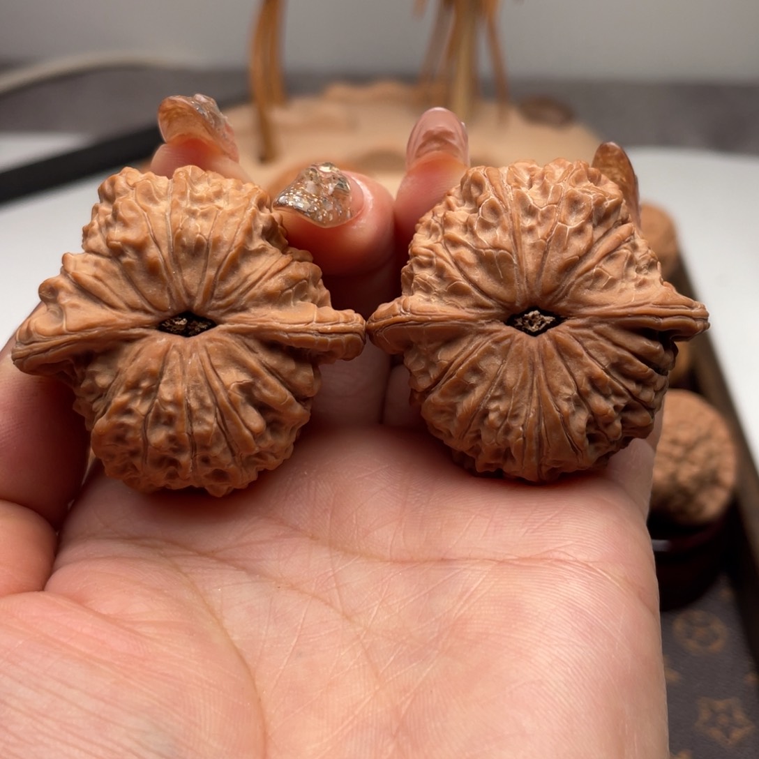 桃核把件血麒麟全品43