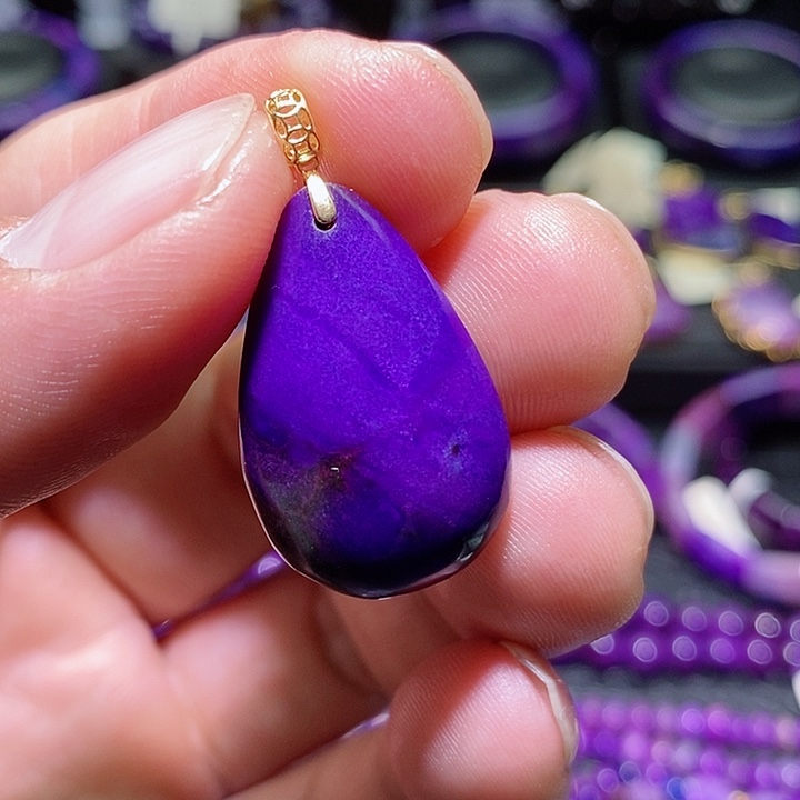 苏纪石（舒俱来）吊坠18K金镶嵌