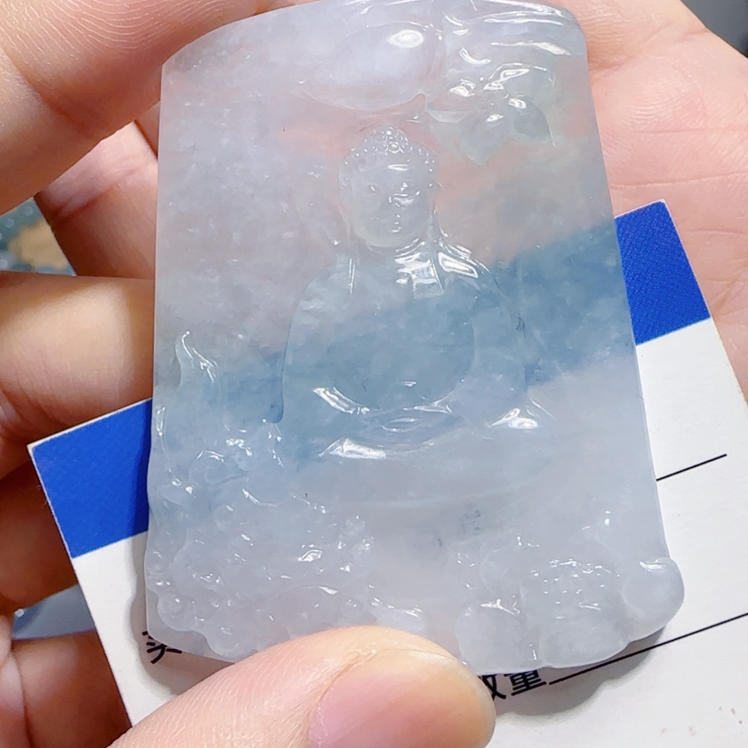 翡翠未镶嵌颈饰文殊观音