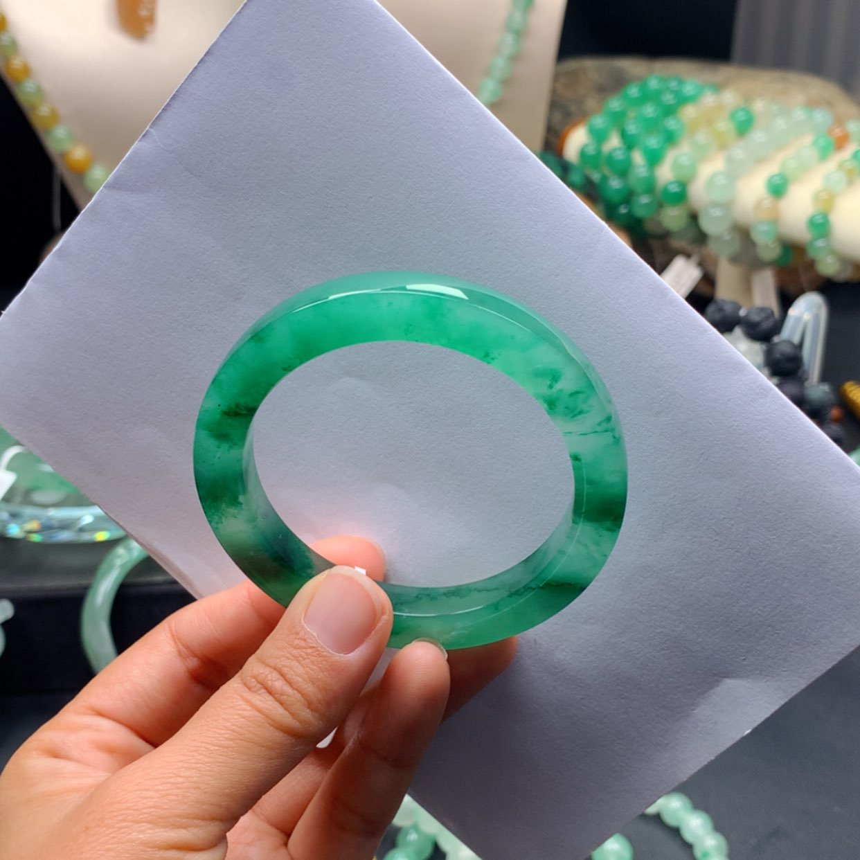 【闪购商品】未镶嵌手镯石英质玉