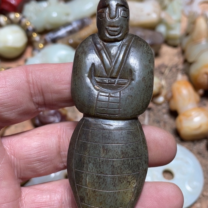 和田玉（糖玉）未镶嵌颈饰