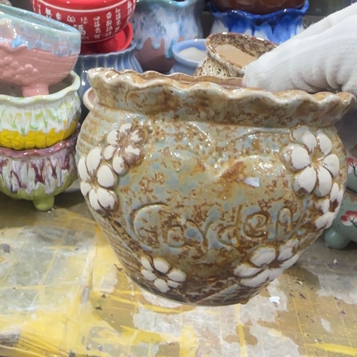 凑9块包邮，有孔，不清楚问客服