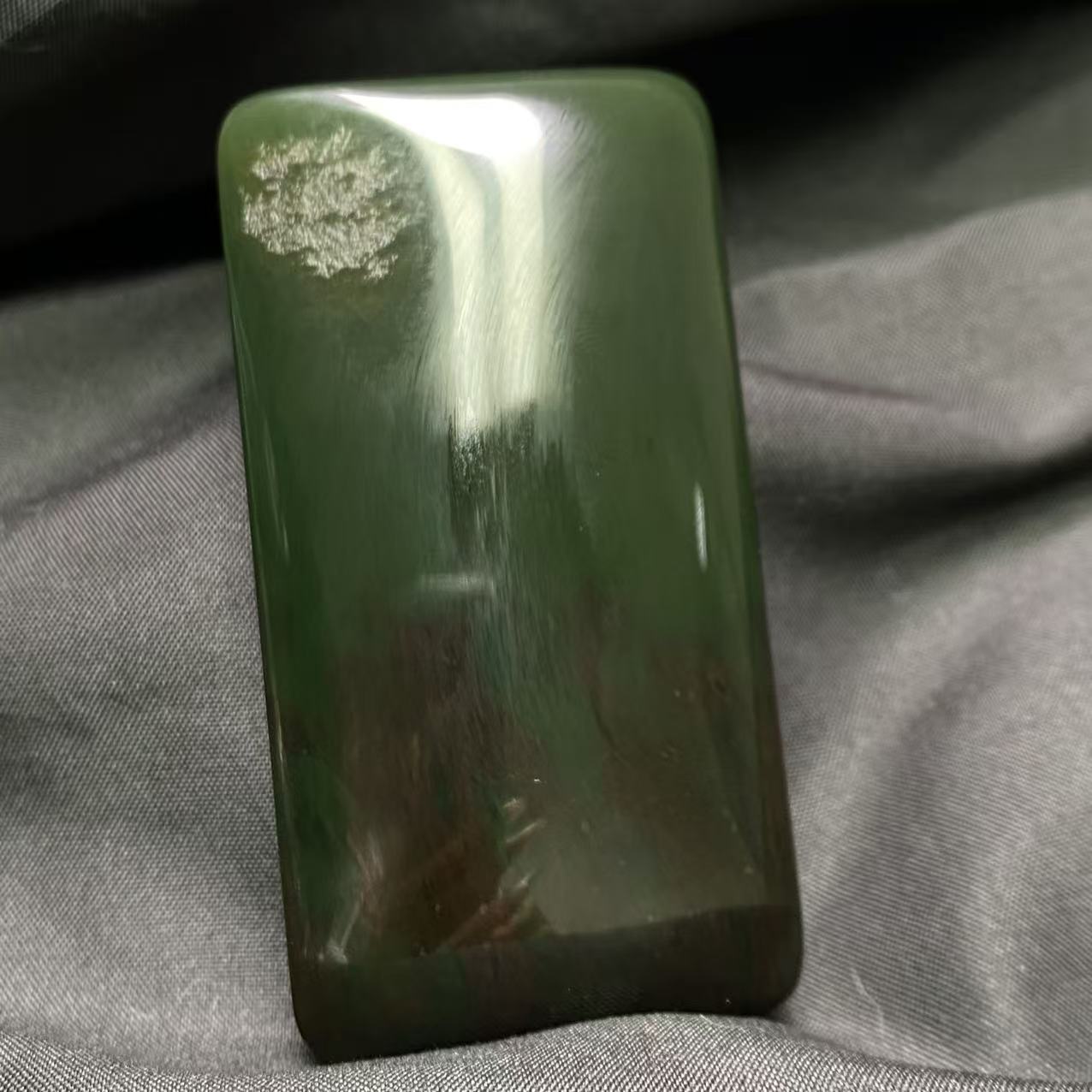 【迈越珠宝】七号矿和田玉碧玉老料红皮收藏无事牌油润高品厚装吊坠