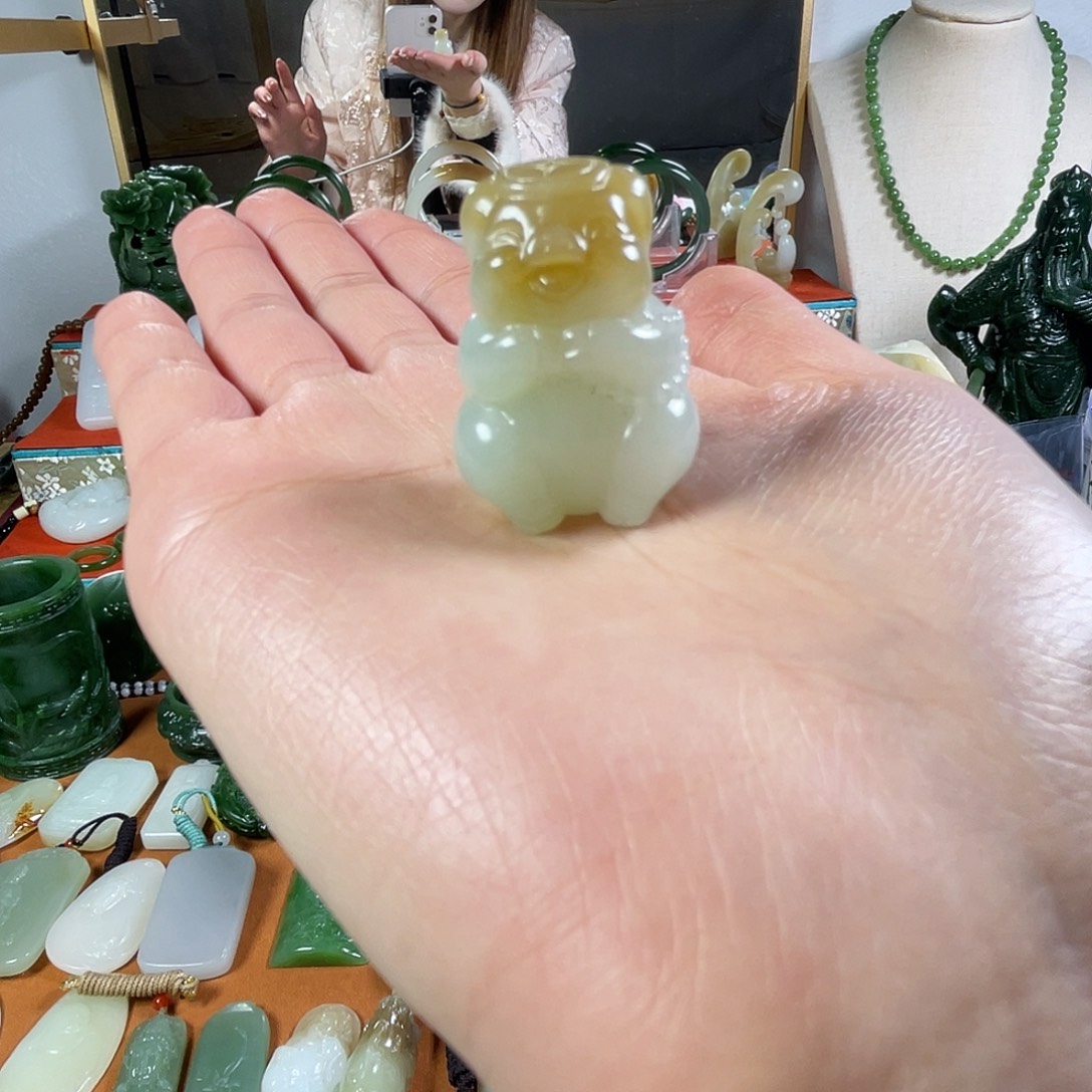 和田玉（糖玉）未镶嵌挂件