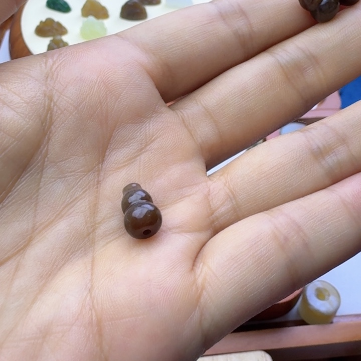 *****和田玉未镶嵌挂件