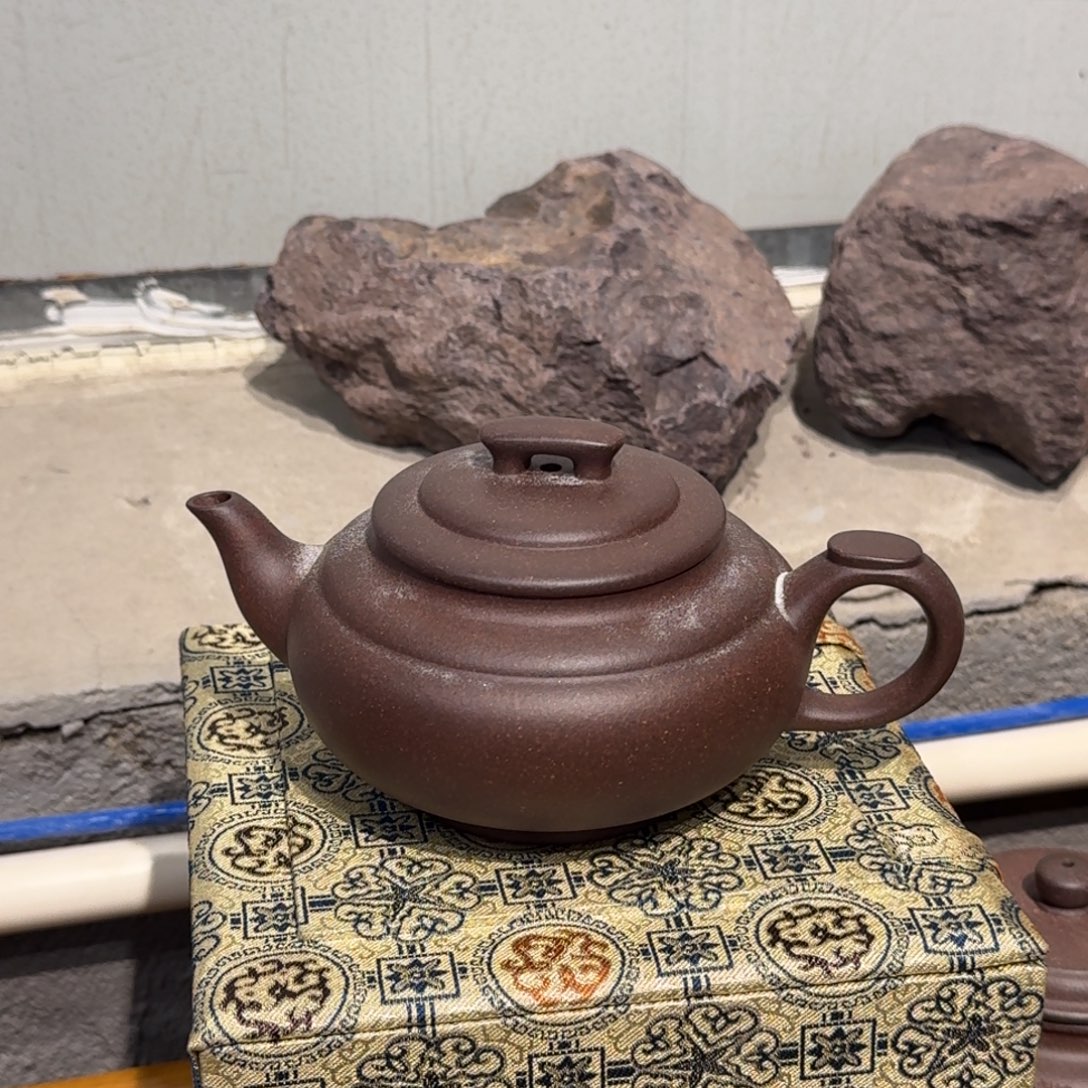 紫砂茶壶原矿原石的制作