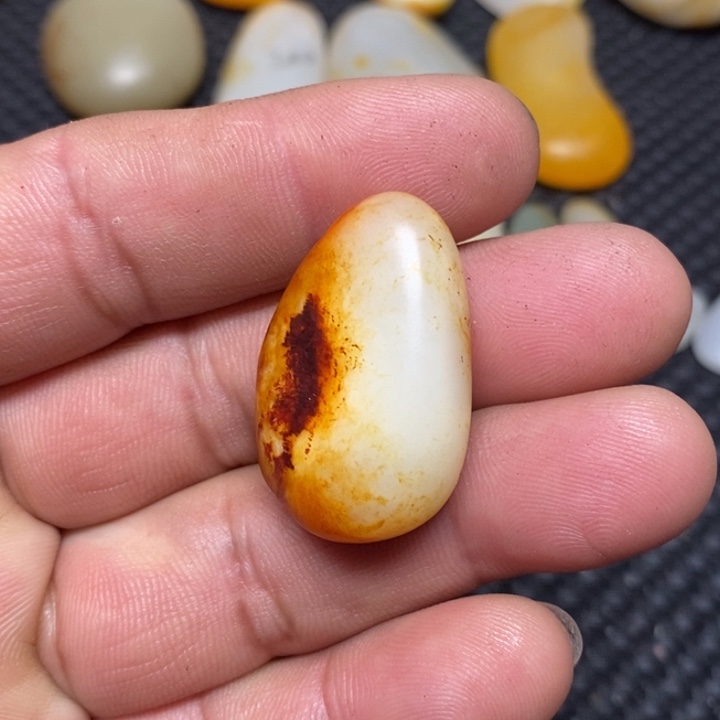 和田玉珠宝奇石未镶嵌