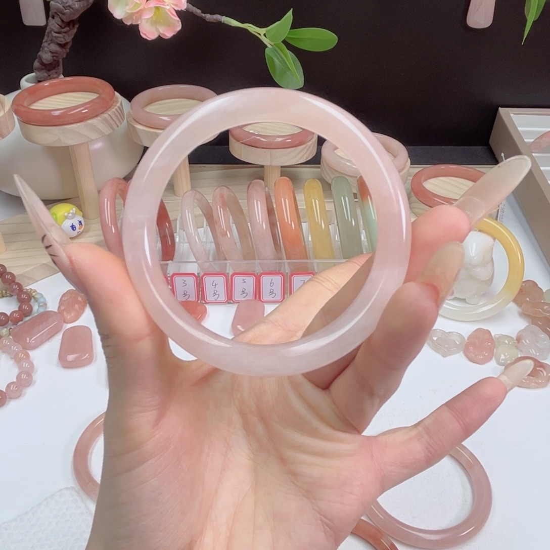 暖***洋石英质玉未镶嵌手镯