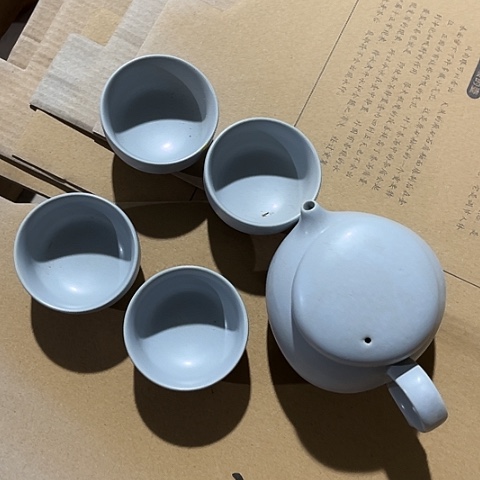 微瑕，不能明火，一壶四杯壶150毫升