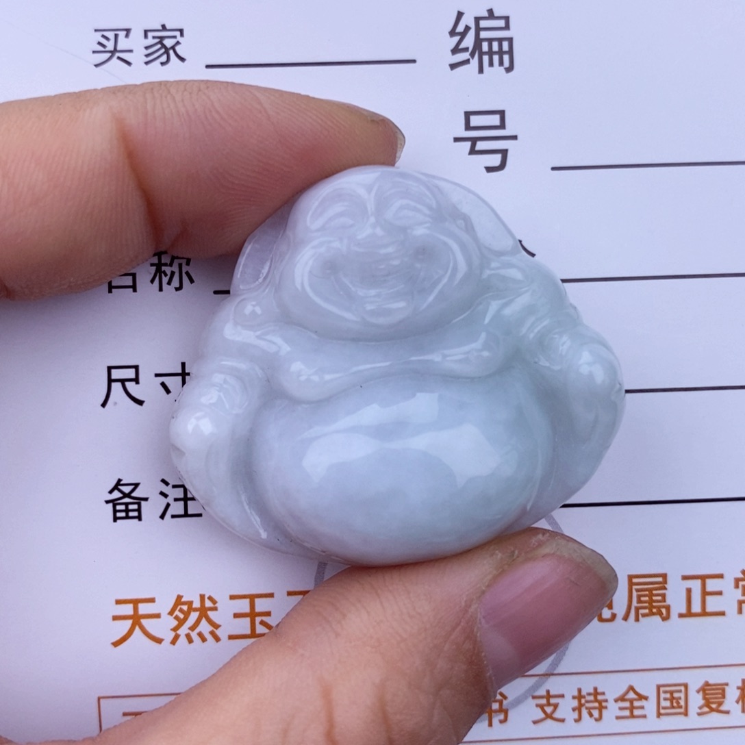 翡翠颈饰未镶嵌佛公