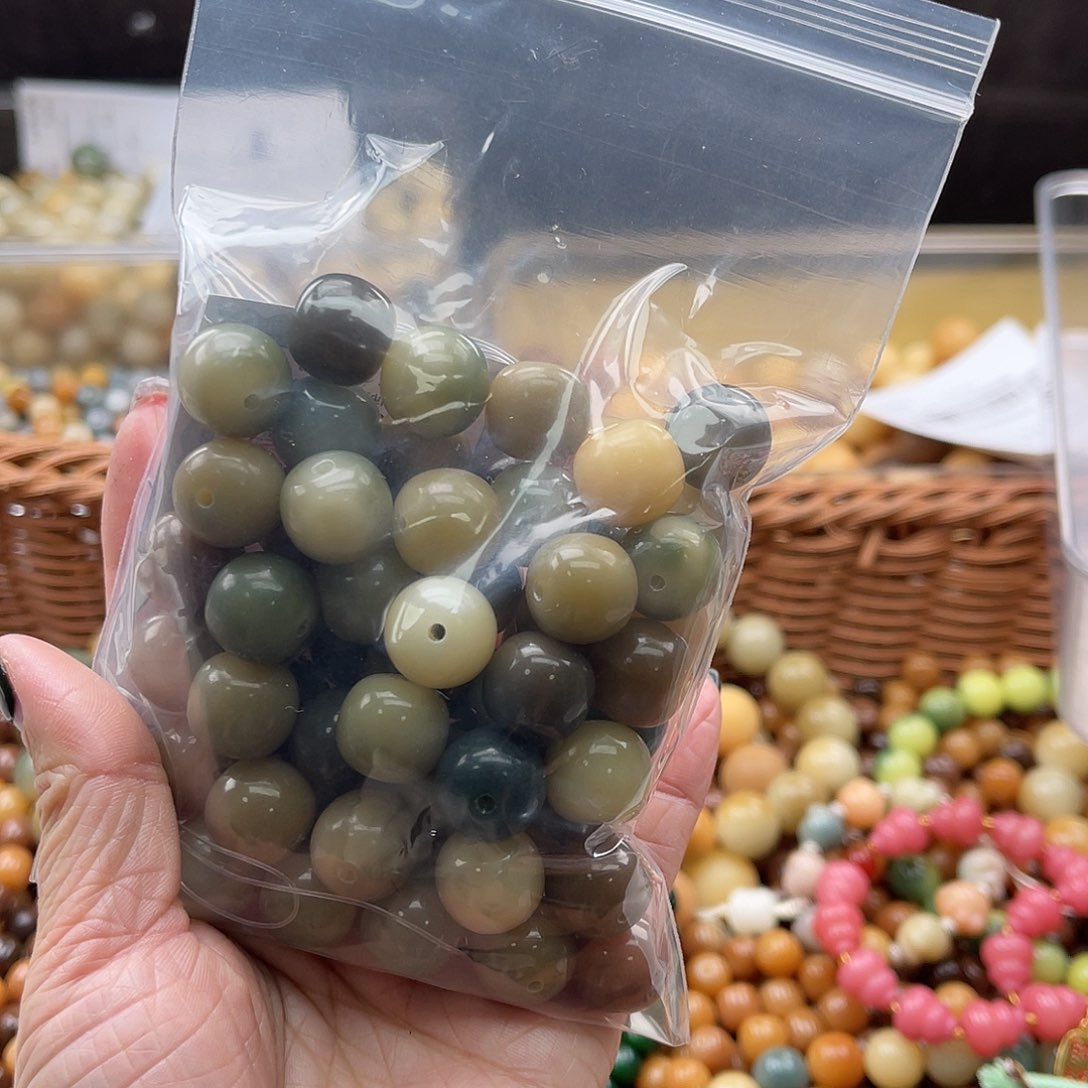 白玉菩提吊坠A/14mm/50颗锅底