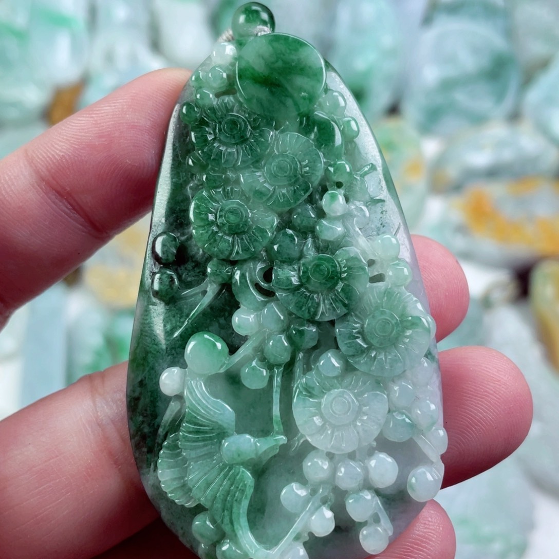 翡翠未镶嵌吊坠(不含链)