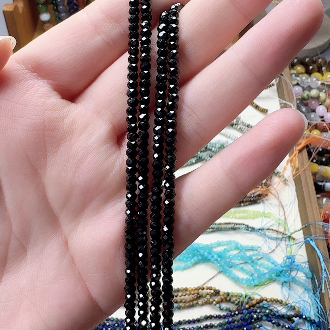 未镶嵌玛瑙/玉髓珠宝半成品卡3黑尖晶一条