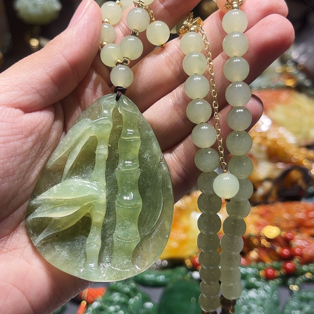 未镶嵌岫玉毛衣链