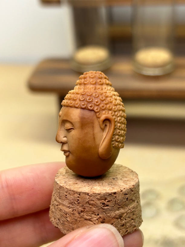 大日如来橄榄核单籽纯手工雕刻文玩苏工收藏品