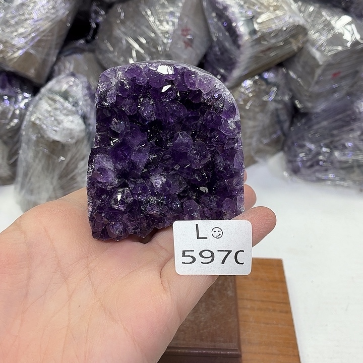 水晶摆件未镶嵌天然紫水晶