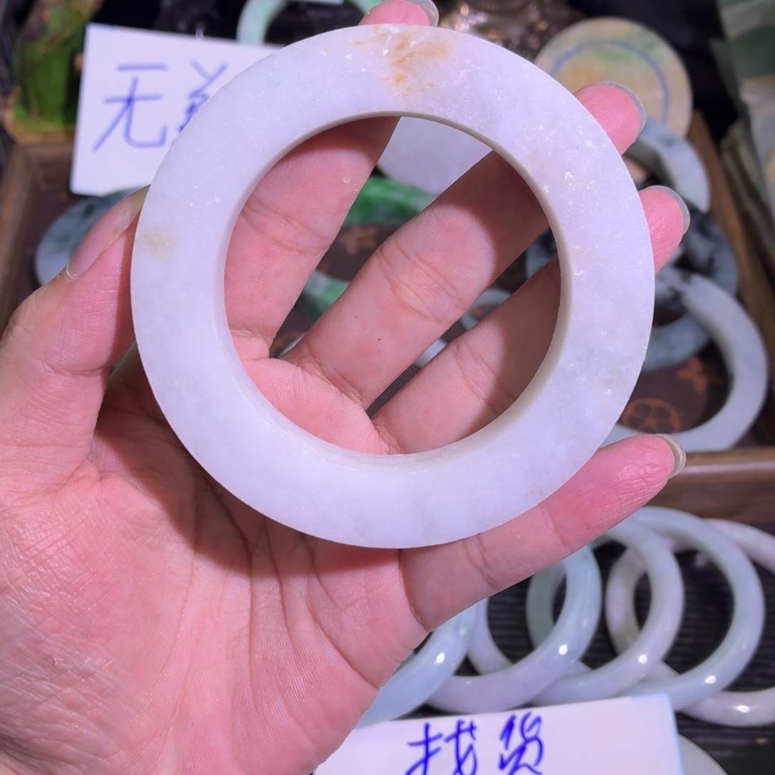 定制翡翠未镶嵌翡翠A货毛胚手镯定制