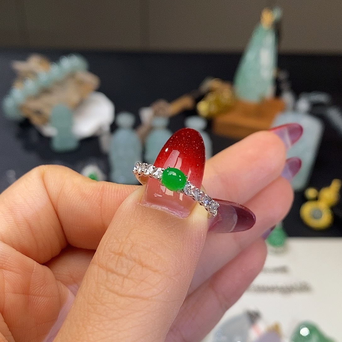 翡翠吊坠(不含链)18K金镶嵌野****子戒指