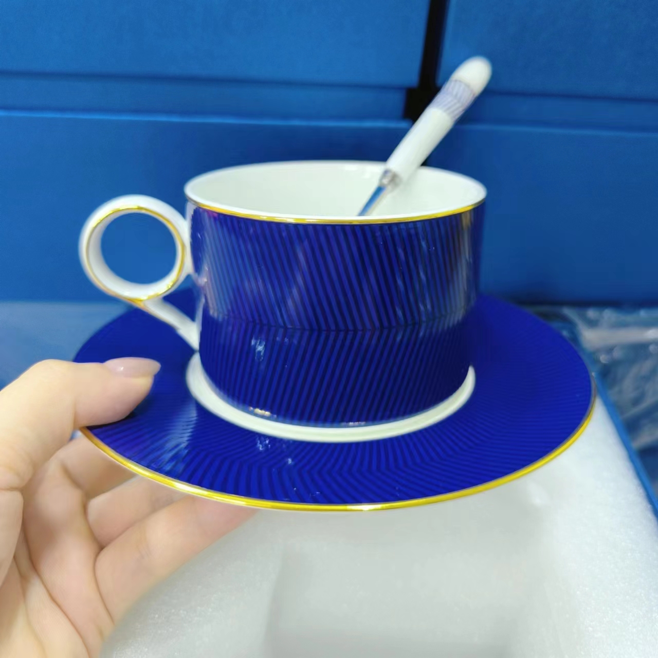 【言言分享丰源】蓝色陶瓷咖啡杯碟