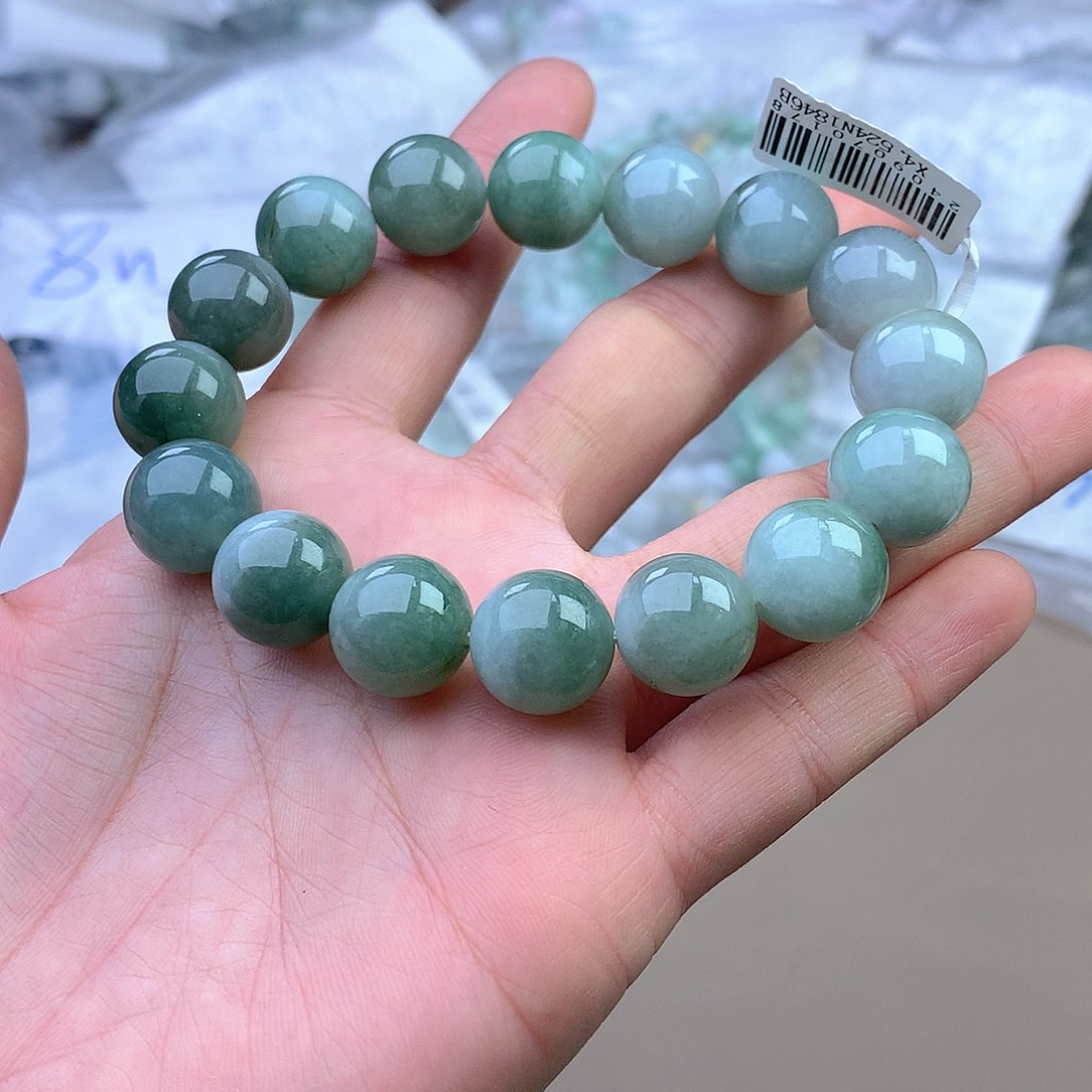 未镶嵌手串定制翡翠