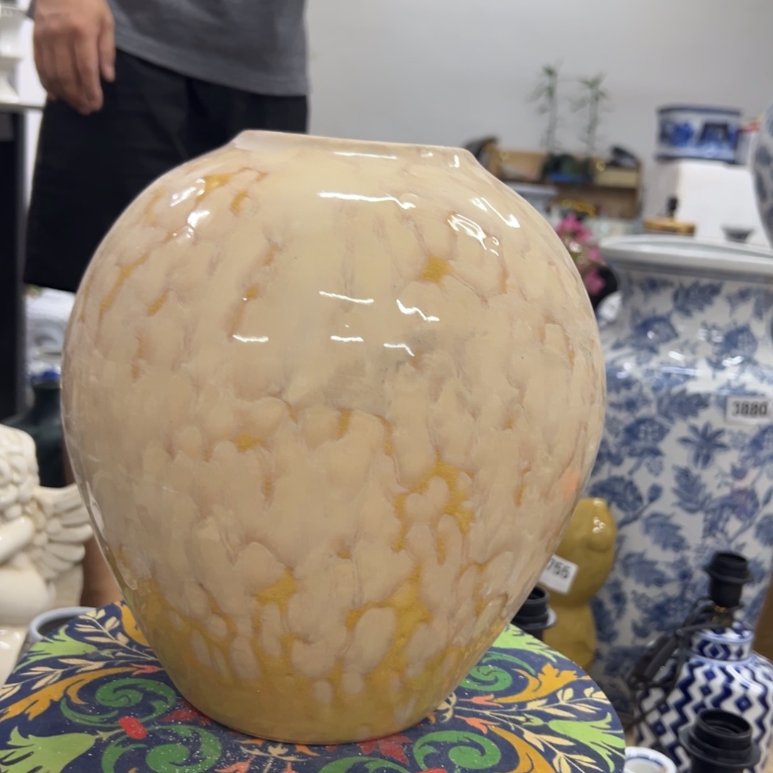 微瑕青花瓷器值得购买