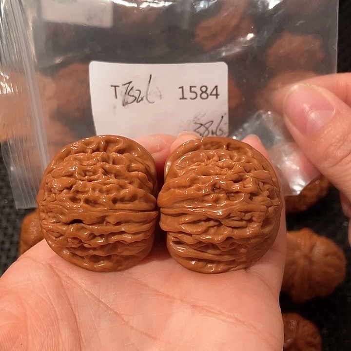 文玩核桃吊坠四座楼38