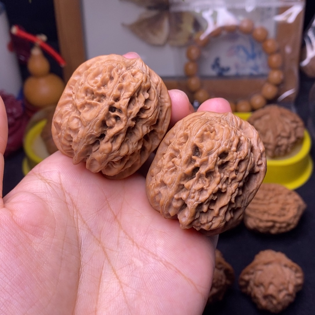 文玩核桃把件38.5西北将军膀