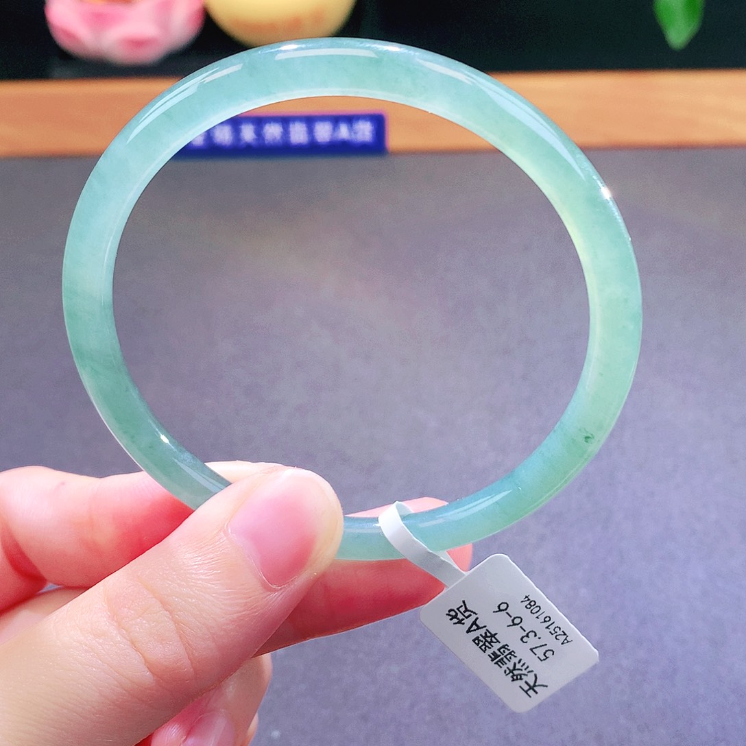 翡翠未镶嵌手镯天然翡翠