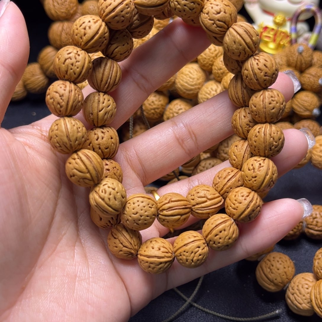 吊坠桃核12+野生手持