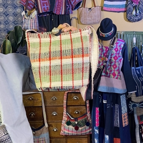 织绣手工制作包包