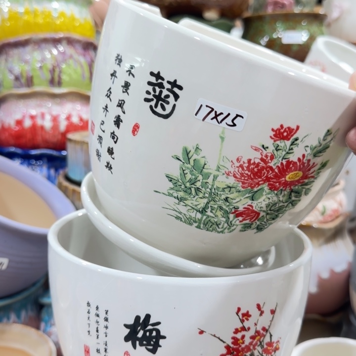 凑9块包邮，有孔，陶瓷花盆