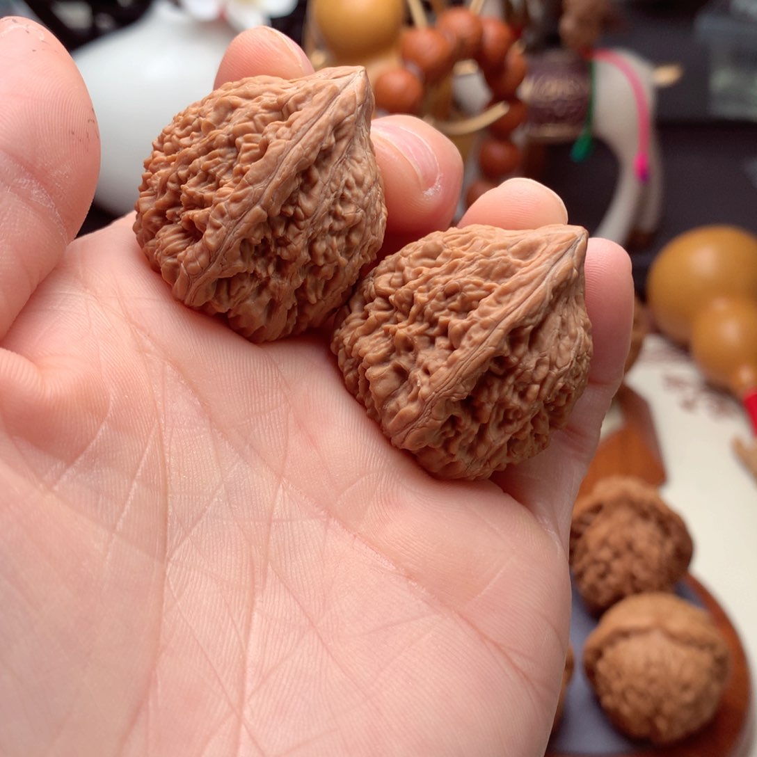 文玩核桃吊坠金字塔。   6号