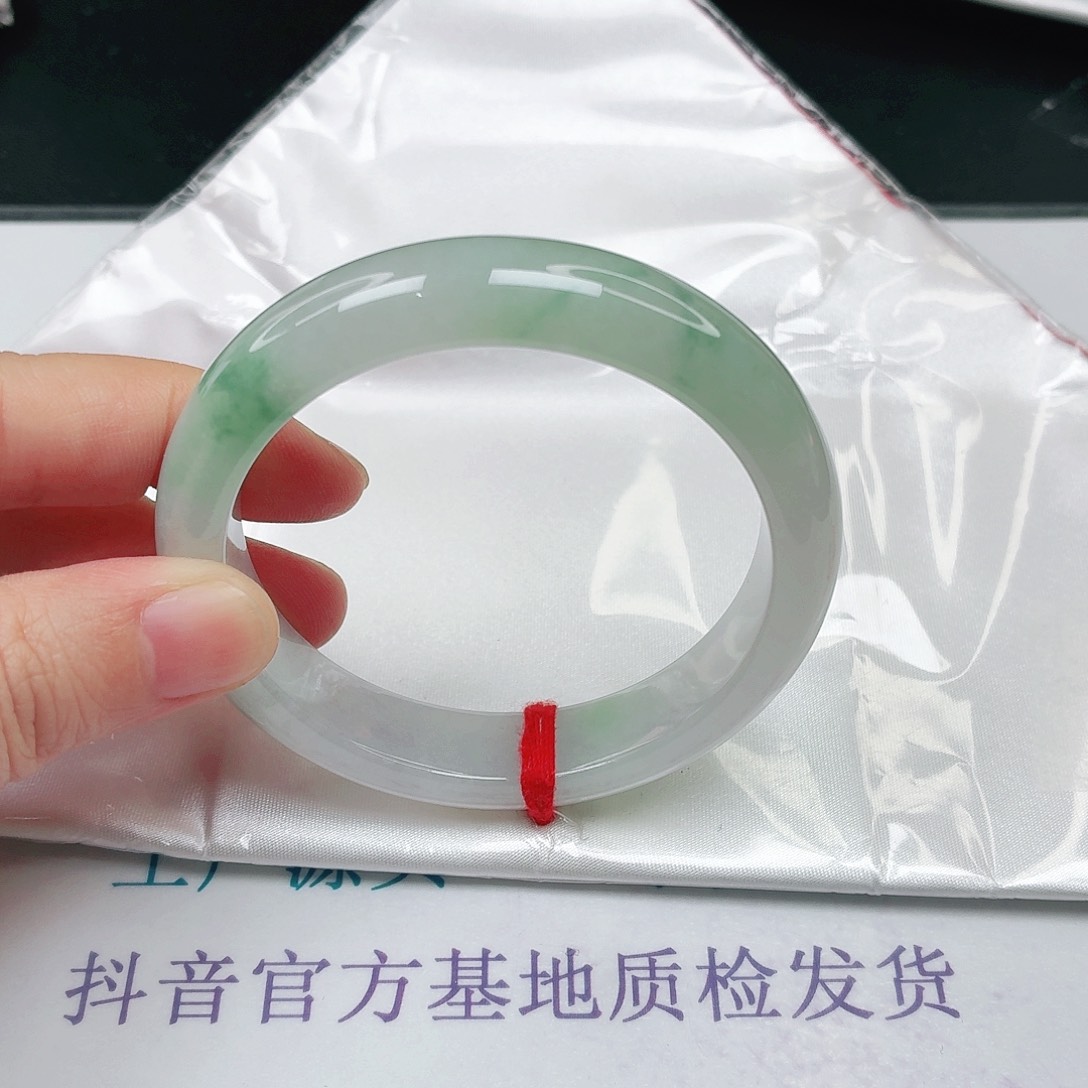 未镶嵌手镯翡翠56