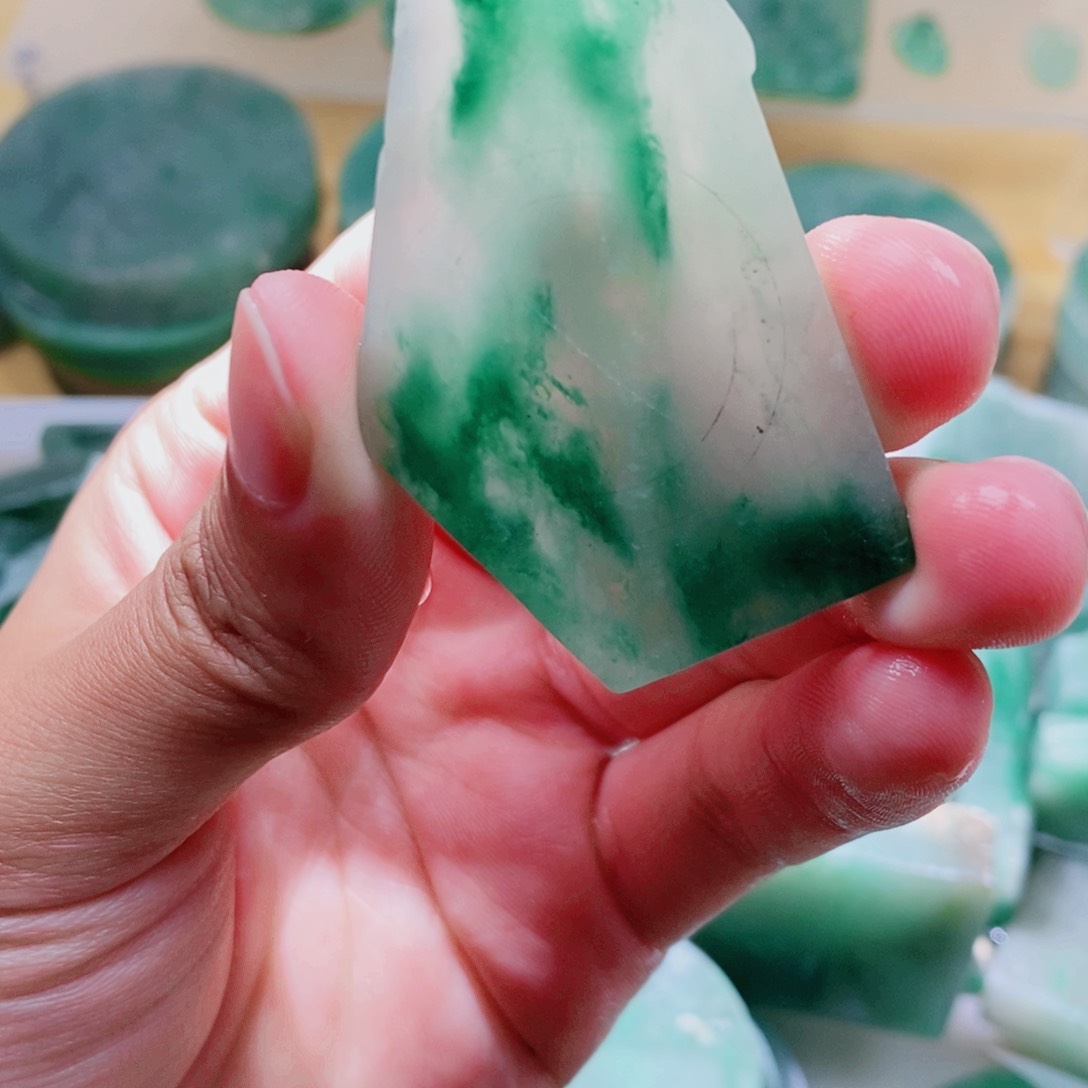 石英质玉吊坠(不含链)未镶嵌