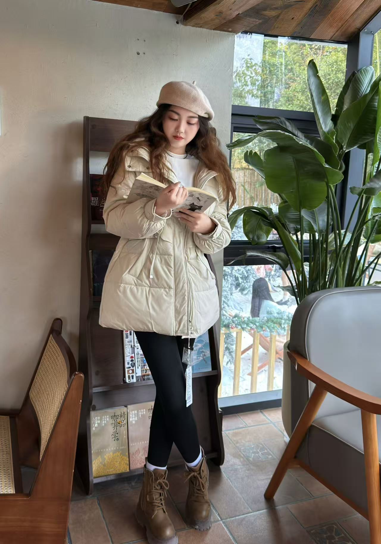 欧韩中长款防寒服外套女2025冬季连帽收腰保暖外套女