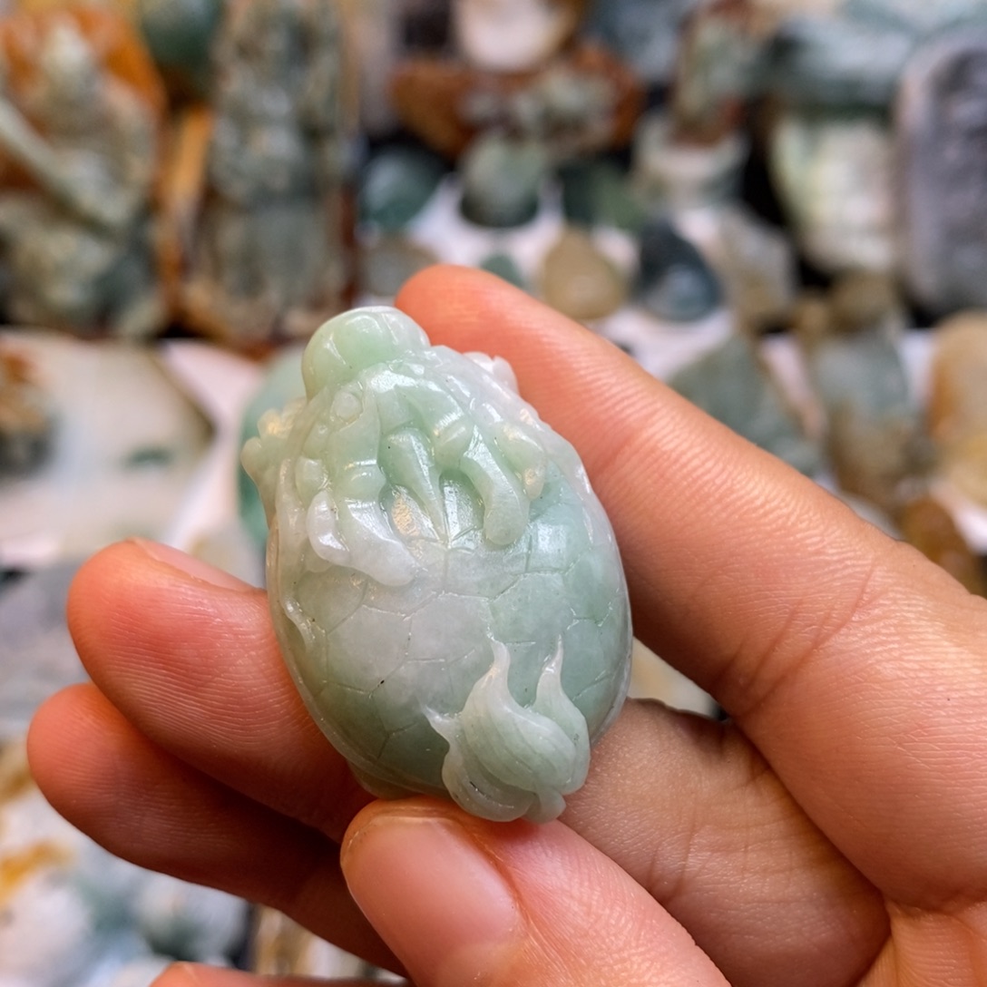 定制翡翠未镶嵌特色79