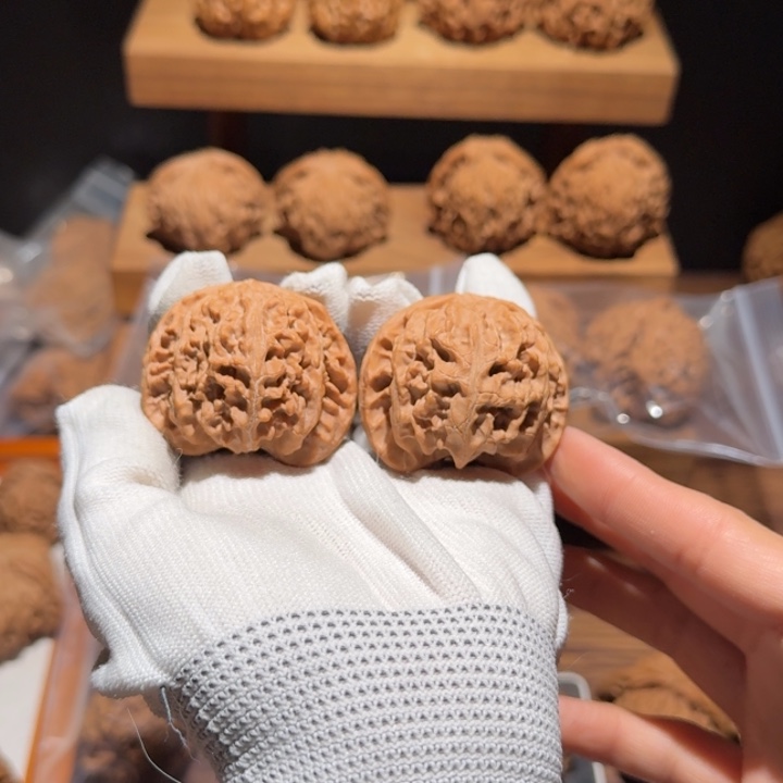 墩***墩吊坠文玩核桃43苹果