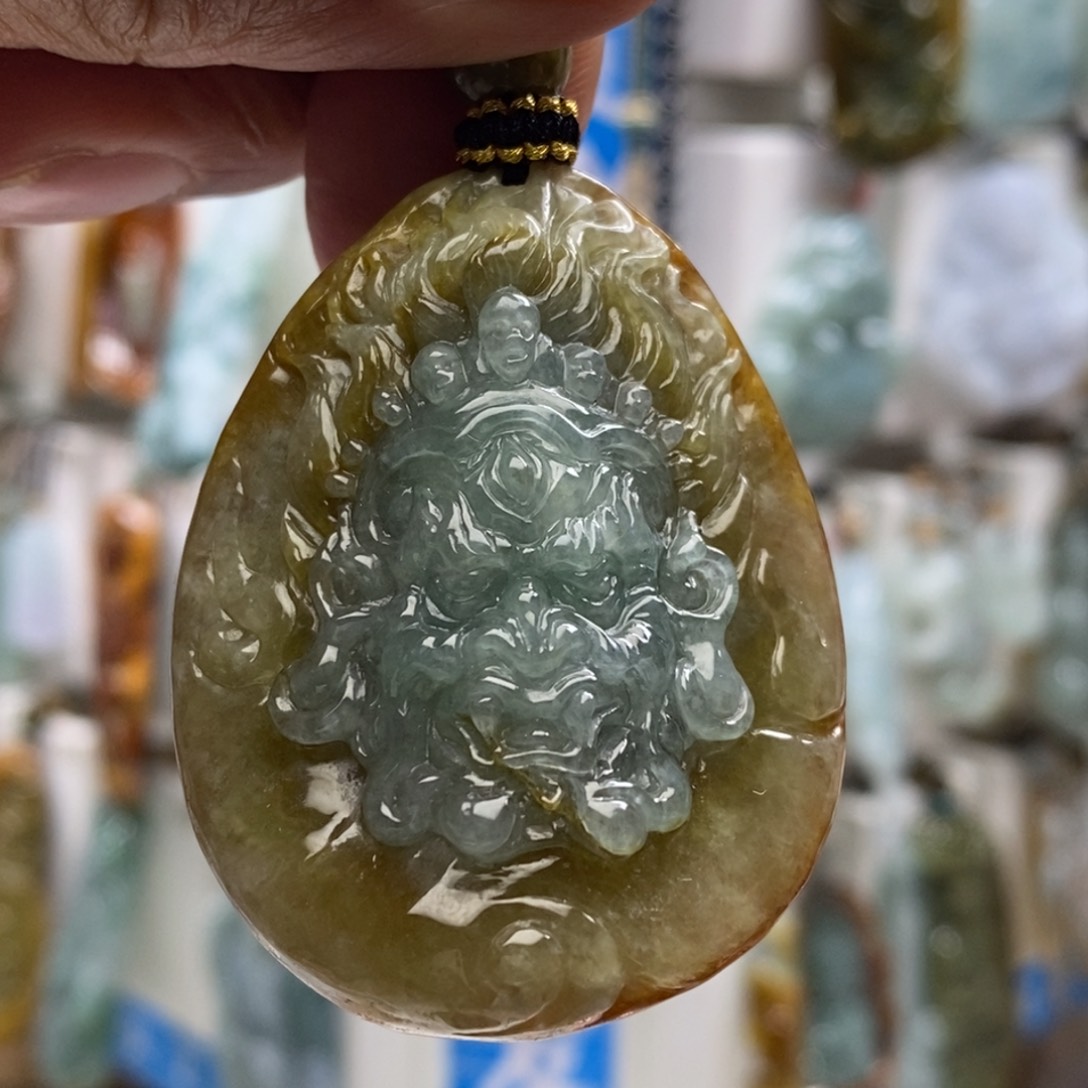 翡翠颈饰未镶嵌大黑天
