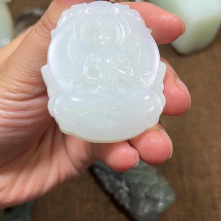 颈饰未镶嵌和田玉
