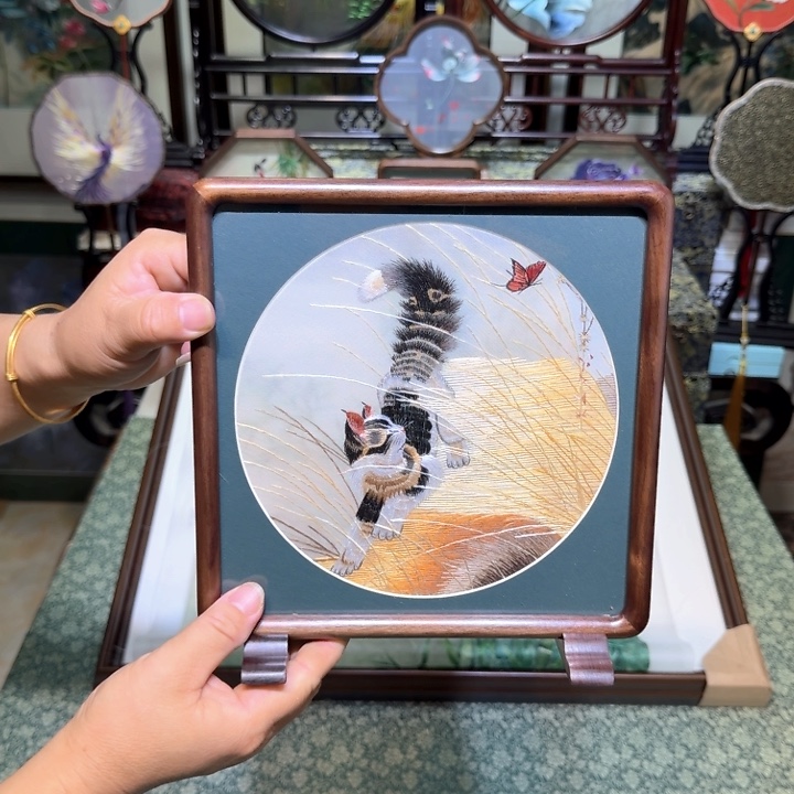 刺绣手工苏绣工艺制作技艺精湛